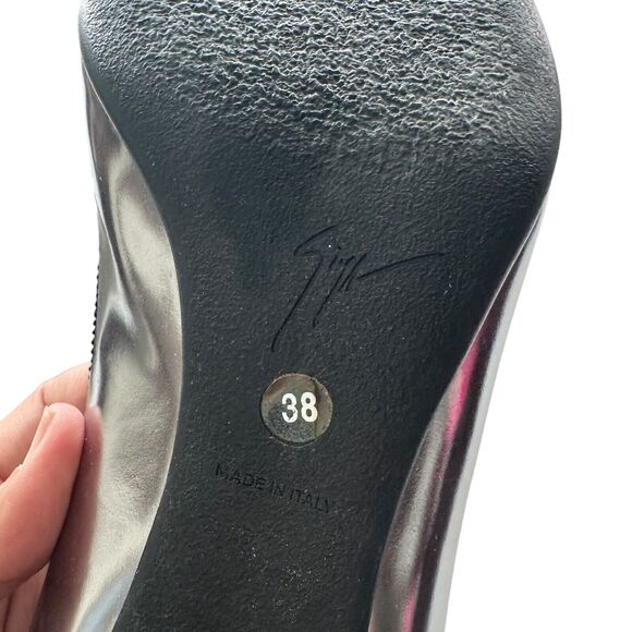 Giuseppe Zanotti Pointed Kitten Heel Metallic Iridescent silver size 38 US 8 - Picture 7 of 9